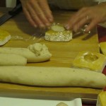 Dolci tradizionali di ognissanti fatti in casa. Frutta di Martorana, Ossa di Morto, biscotti di San Martino